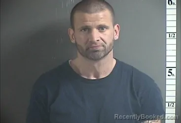 Mugshot of JOHNATHAN D DEVAULT