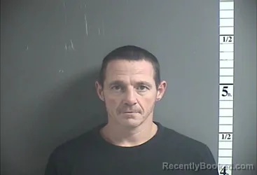 Mugshot of DARRYL R WARFLE