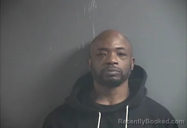Mugshot of MICHAEL DWAYNE STUBBS