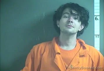 Mugshot of GREGORY TOMAINI