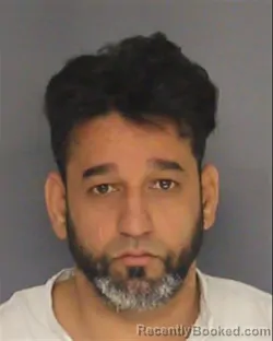 Mugshot of JUAN J VIDAL-CABRERA