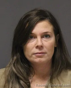 Mugshot of LINDA WOODS