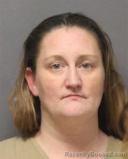 Mugshot of JAMIE LEE REYNOLDS