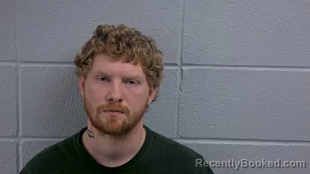 Mugshot of MATTHEW D HAMBURG