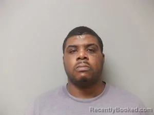 Mugshot of D'aries Martez Banks