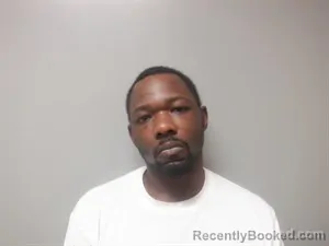 Mugshot of Aquinas Jurcel Starks