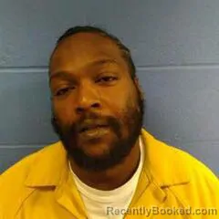 Mugshot of DARTANION THOMPSON