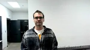 Mugshot of Aaron Lale Roberts