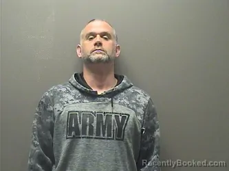 Mugshot of ROBERT MCCLARD