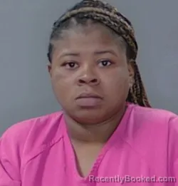Mugshot of Rameshia Kashell Holmes
