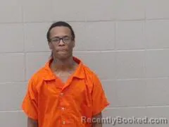 Mugshot of Leeotis Price