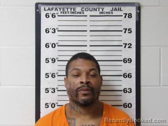 Mugshot of JARVIS ROBERSON