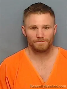 Mugshot of Hunter Kemp Davis