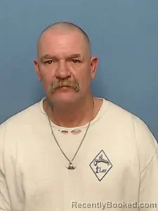 Mugshot of Joshua Thomas Warren