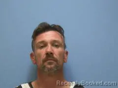 Mugshot of STEPHEN W III WILBUR