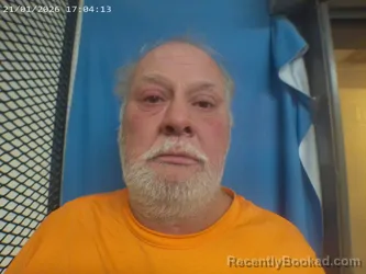 Mugshot of DARIN L LEWIS