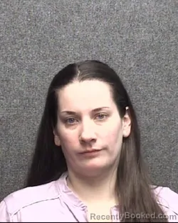 Mugshot of COURTNEY MICHELLE DUMONT