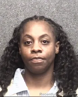 Mugshot of DEZIRAE KATRINA TRAPPIER MCKENZIE