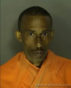 Mugshot of AKMAL FAREED HENRY