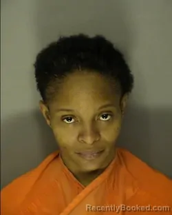 Mugshot of LATASHIA LOUISE KINLAW