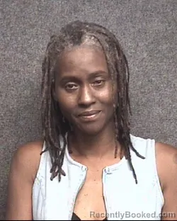 Mugshot of MONIQUE SHAUNTA JONES