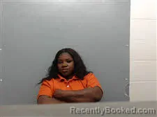 Mugshot of Roshonda Yvette Gray