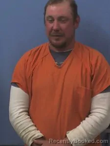 Mugshot of Hunter JAMES RUTLEDGE