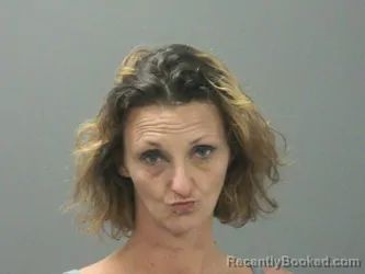 Mugshot of Raven Slavens
