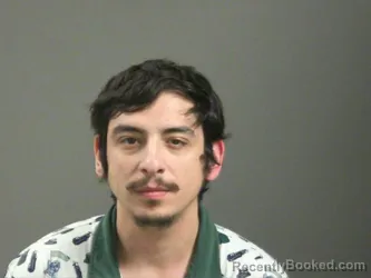 Mugshot of Omar Quinones