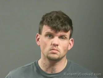 Mugshot of Garrett Davis
