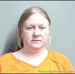 Mugshot of JENNIFER LYNN FOUTCH