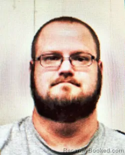 Most wanted individual Jordon Thomas Redwine – Marion County, Alabama